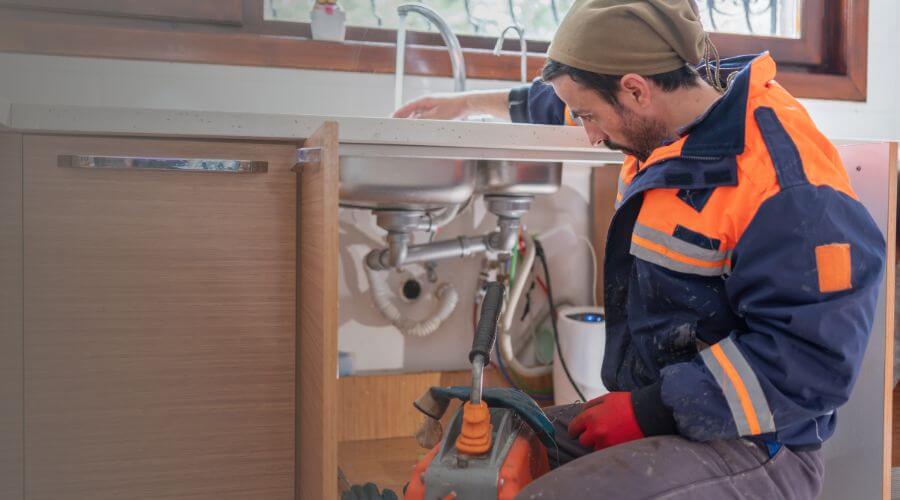 Professional emergency plumbing in Crown, PA
